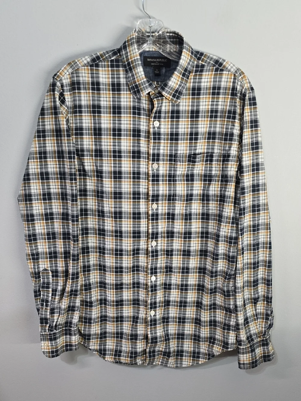 Banana Republic Plaid Button-Down Shirt in Black, Tan & White Mens Size Small